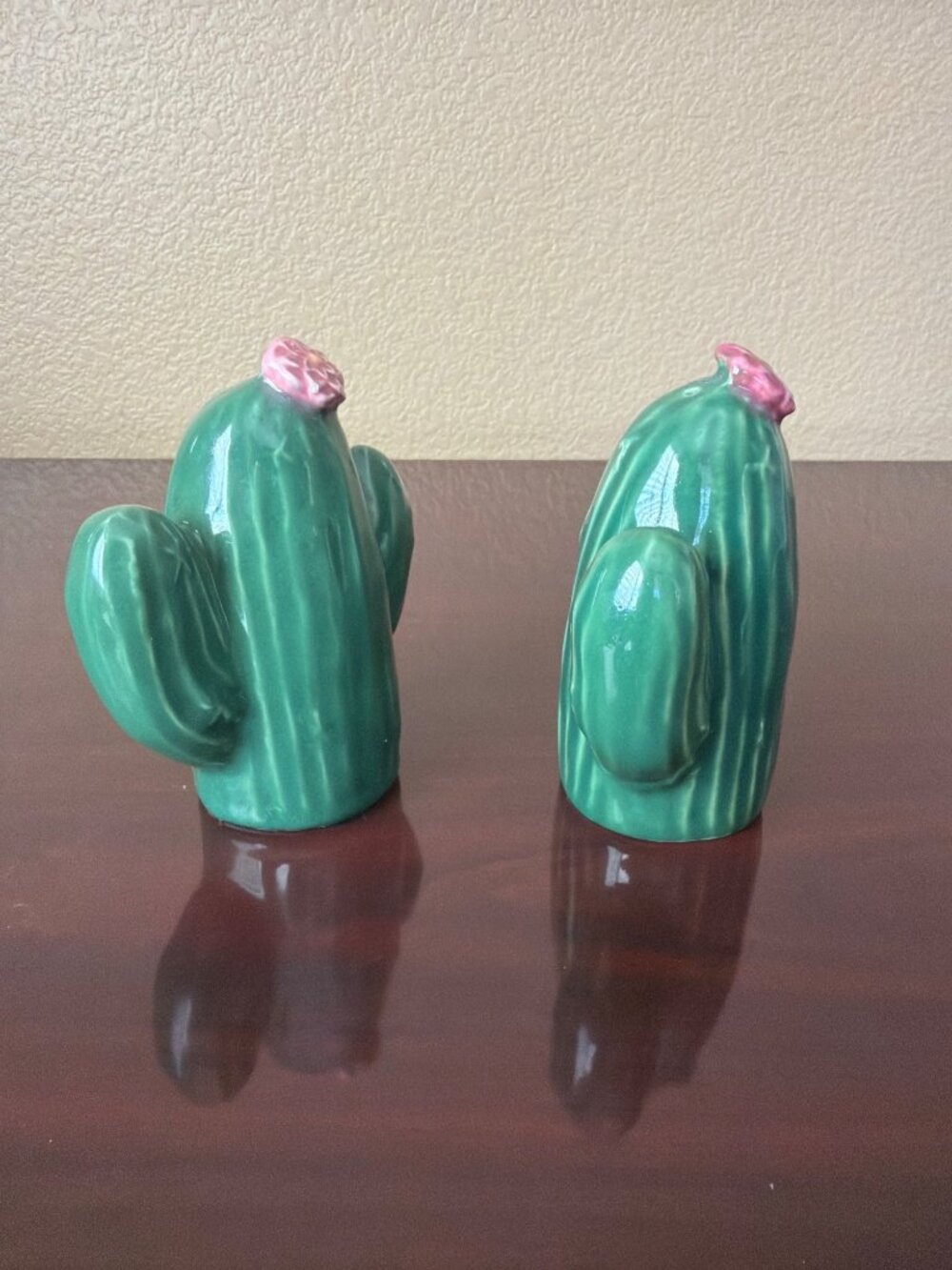 4 Piece Lot Treasure Craft Saguaro Cactus Ceramic S & P Shaker Spoon Rest Bowl - Picture 10 of 15